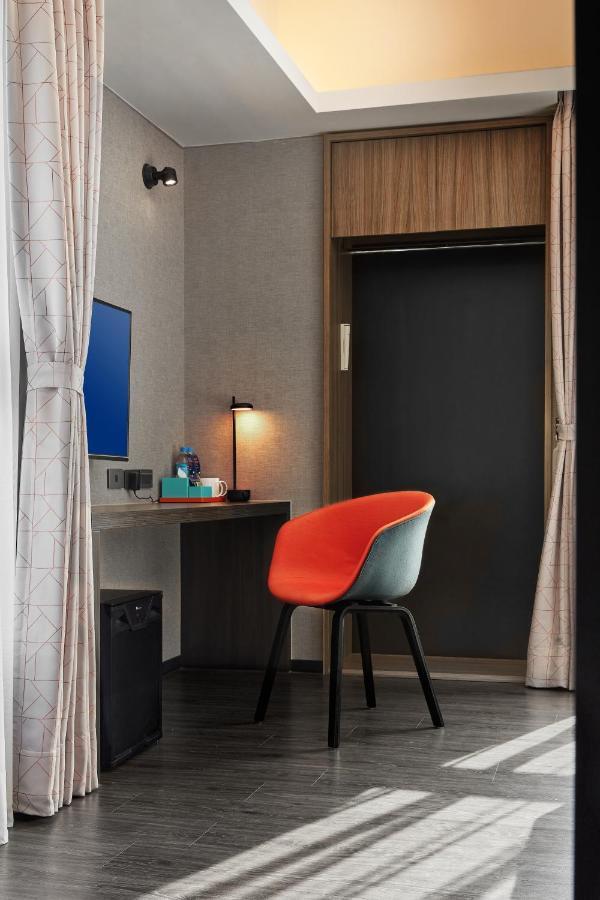 Holiday Inn Express Kaohsiung Love River By Ihg エクステリア 写真