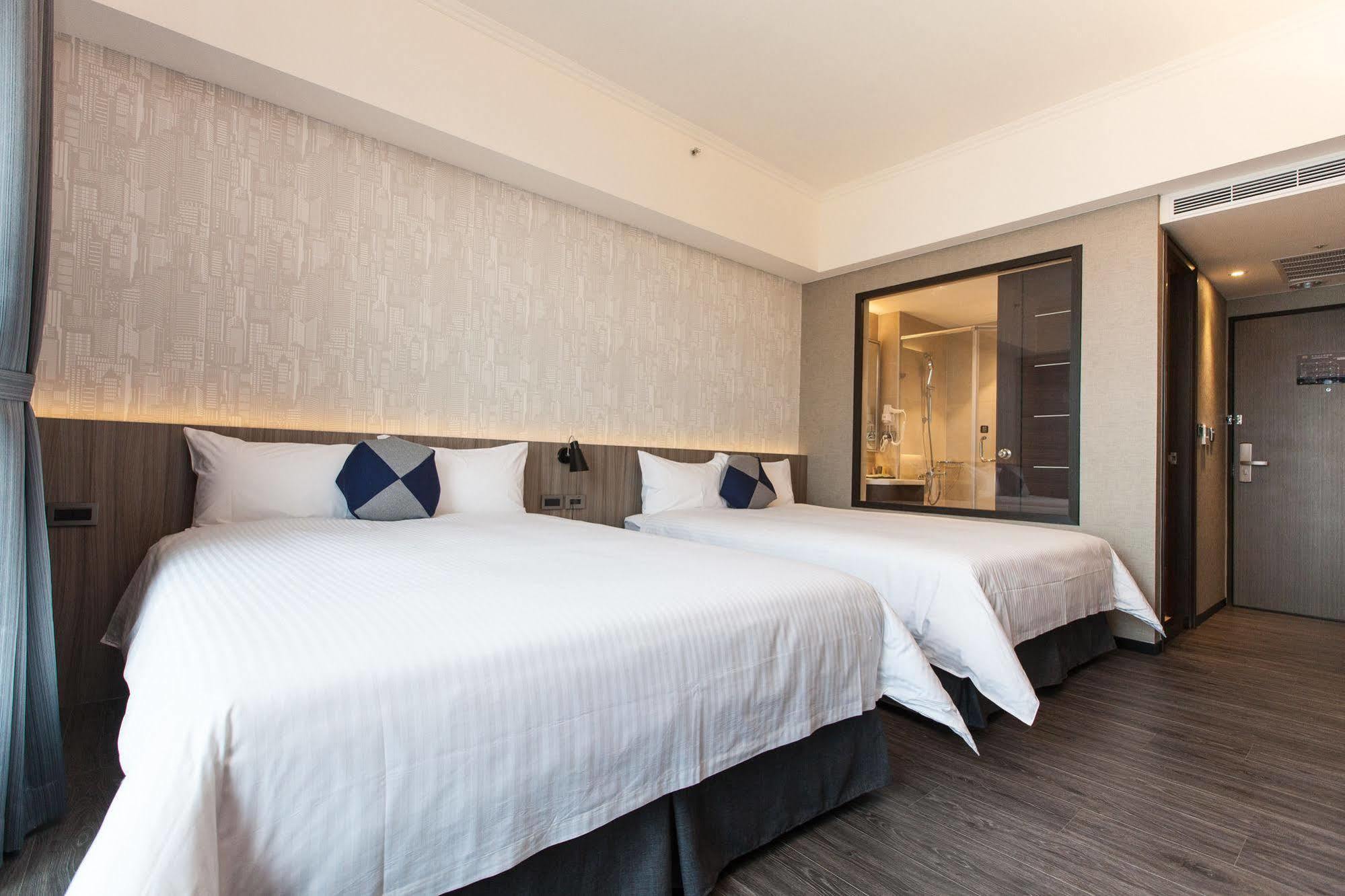 Holiday Inn Express Kaohsiung Love River By Ihg エクステリア 写真